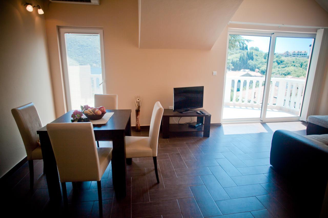 Apartments Bella Vista Herceg Novi Bagian luar foto